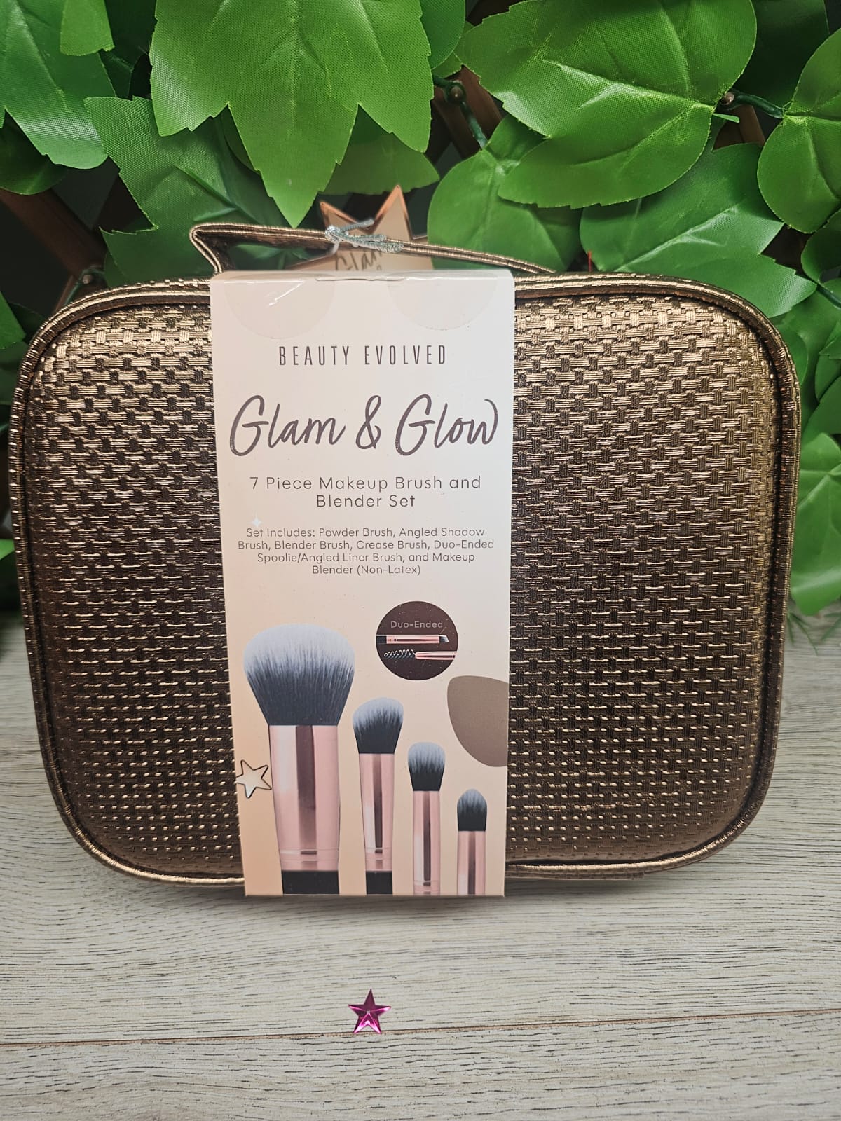 Glam &amp; Glow – Set de Brochas y Esponja (7 piezas) Marca: Beauty Evolved