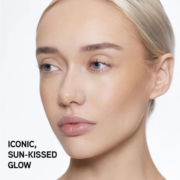 Bronze Booster™ Sun Bronzer Glow Activated Pressed Bronzer