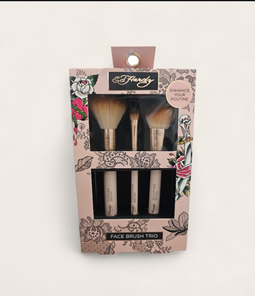 🌹 Set de Brochas Ed Hardy – Face Brush Trio (3 Pzas)