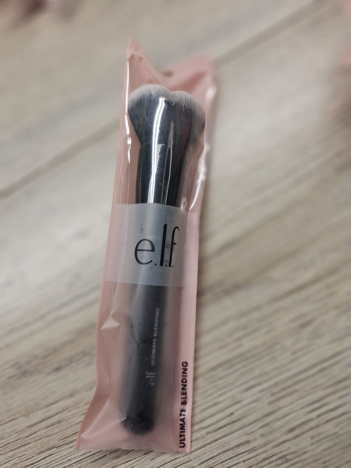 Brocha Ultimate Blending – e.l.f. Cosmetics Marca: e.l.f.